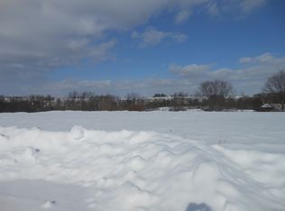 105 Brentwood Ct, Mount Horeb, WI 53572