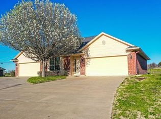 1634 Summer Hill Ct, Granbury, TX 76048
