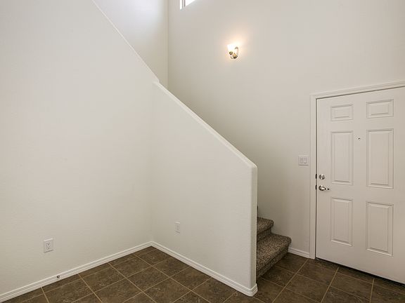 Entry alt view