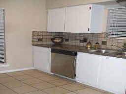 3rd image of 8 Quailwood Dr