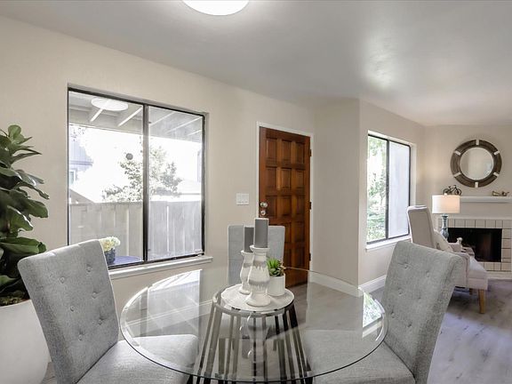 3rd image of 384 Coyote Creek Cir