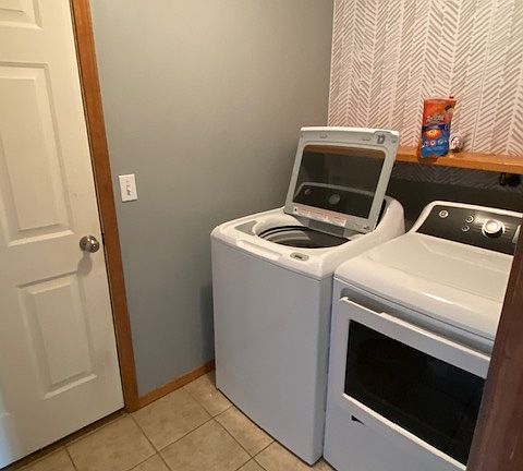 3rd image of 4307 W 29th St