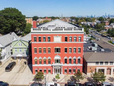 59-63 W 30th St APT 202, Bayonne, NJ, 07002