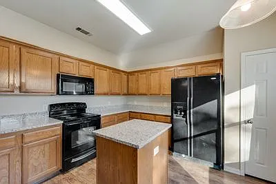 3308 Anysa Ln — Photo 6