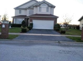 28 Denise Ct, Matteson, IL 60443