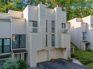 84 Valley Forge Dr, Oak Ridge, TN 37830