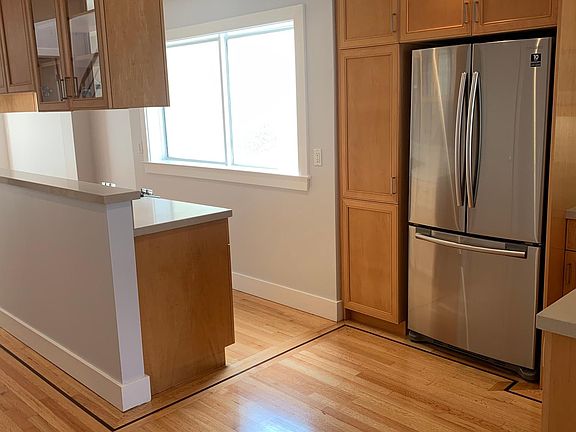 3rd image of 1151 Church St APT 4