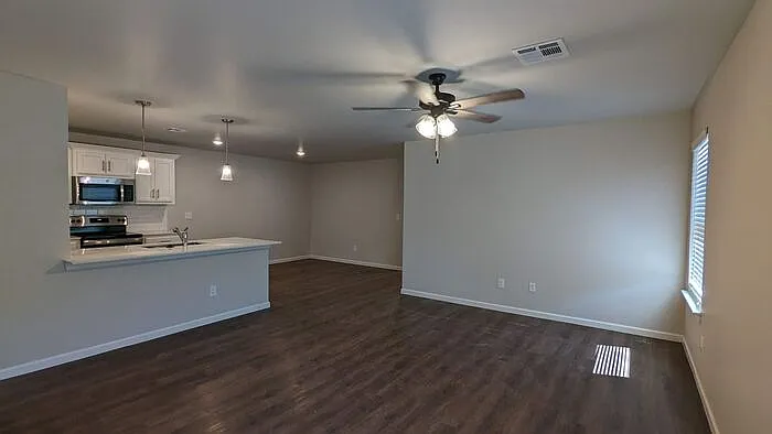 8774 Patriot Dr — Photo 20