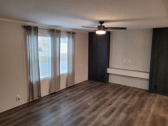4th image of 1133 Yeomans St #208