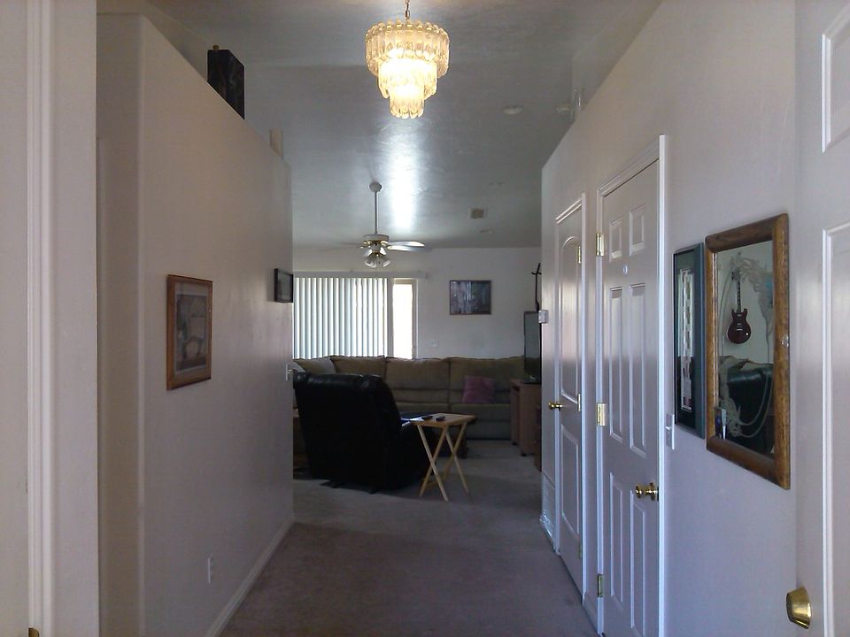 2nd image of 492 Stonecliff Dr