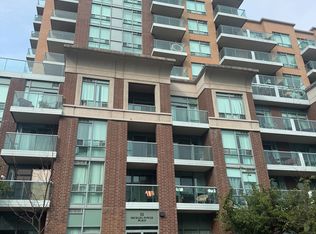 11 Michael Power Pl #101, Toronto, ON M9A 5G3