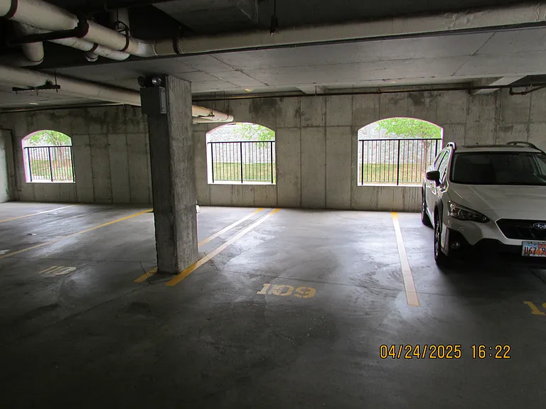 Cover parking space No1