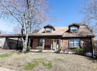 663 Cedar Run Dr, Ballwin, MO 63021