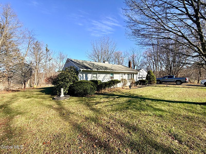 3rd image of 127 Sulphur Springs Road