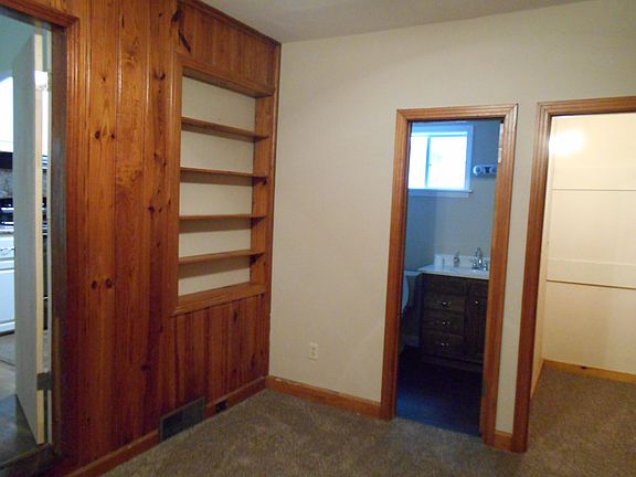 3rd image of 8716 Westwood Ave