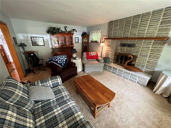 5th image of 20518 Alden St