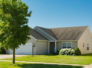 603 Newton Dr, Champaign, IL 61822