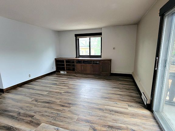 4th image of 410 Groveland Ave APT 202