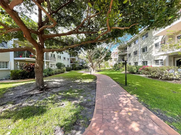 3000 NE 5 Terrace #105-A, Wilton Manors, FL 33334