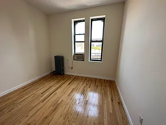 Rented by Premier Metro Realty Corp