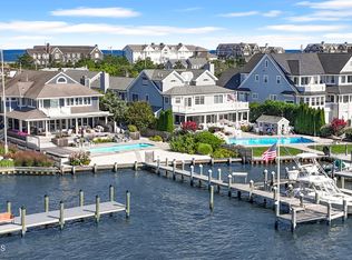 1052 Barnegat Lane, Mantoloking, NJ 08738