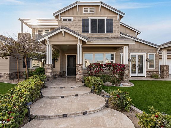 2nd image of 2822 E CONSTANCE Way
