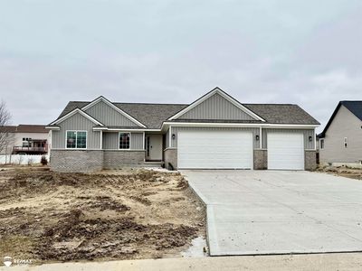 8341 Peninsula Cir, Grand Blanc, MI, 48439