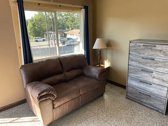 1431 US Highway 51 N — Photo 3
