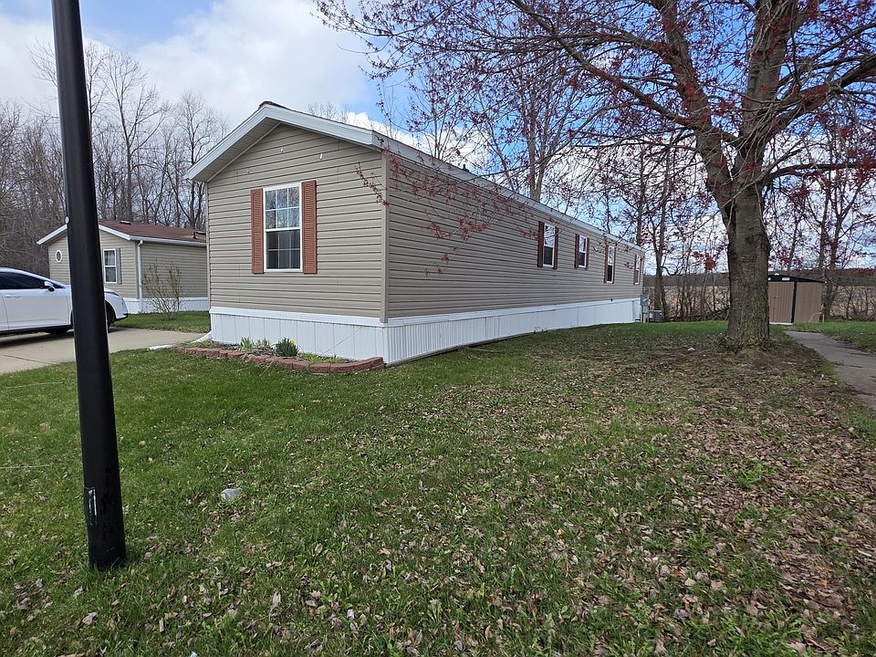 1st image of 4131 York Ln