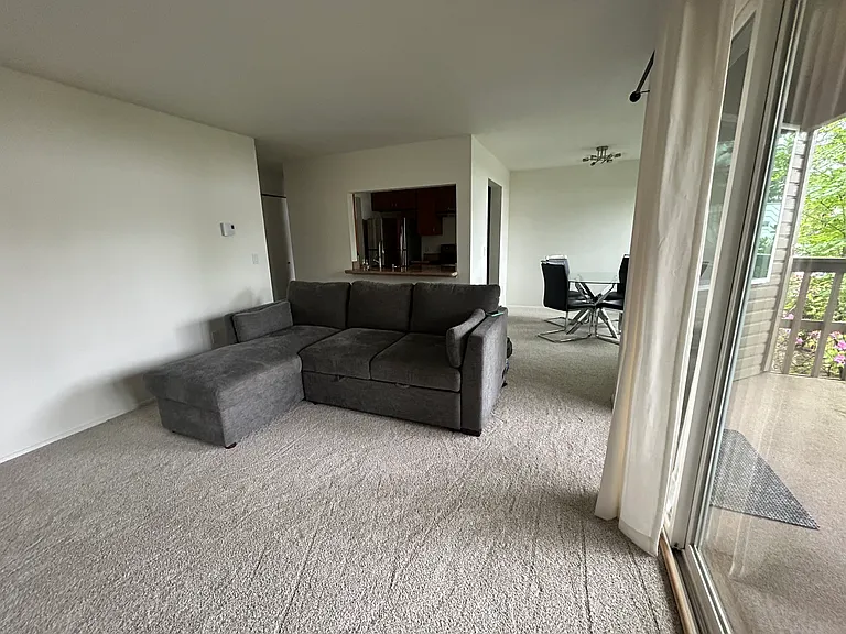 14630 NE 35th St #204 — Photo 7