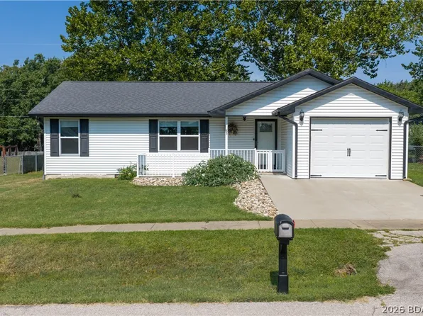 85 Leonard N, Camdenton, MO 65020