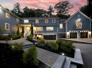 12 Magnolia St, North Reading, MA 01864