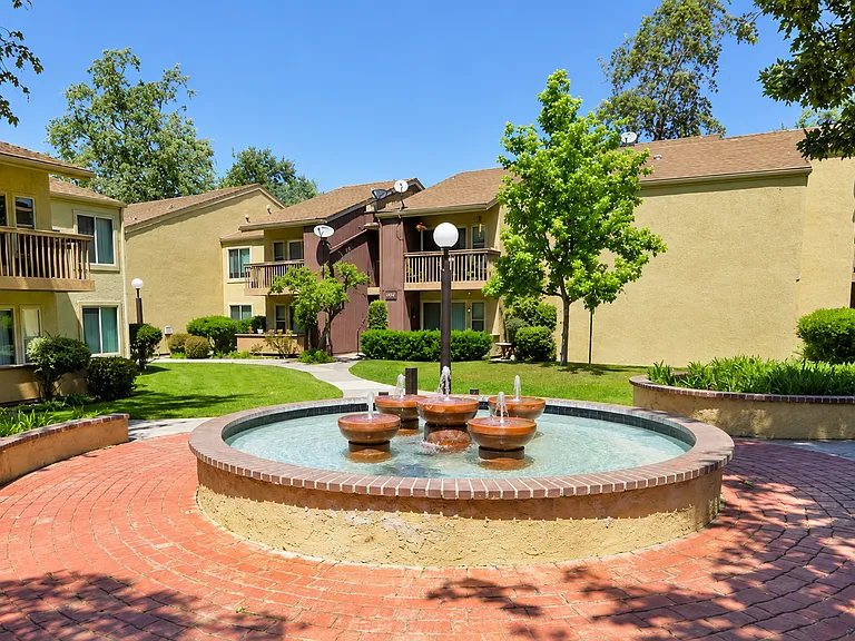 5910 Rancho Mission Rd #30 — Photo 7