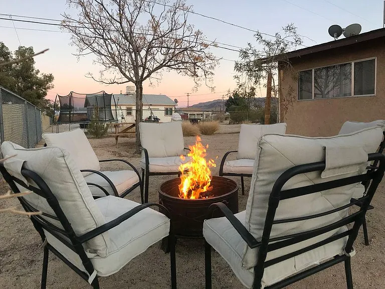 6577 Desert Queen Ave — Photo 40