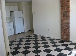 82 Alley St, Lynn, MA 01902