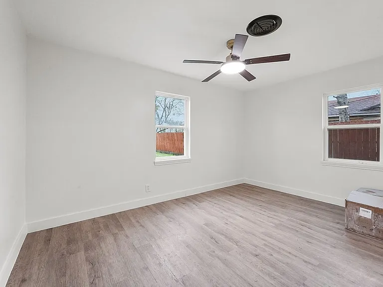 2655 Larry Dr — Photo 7
