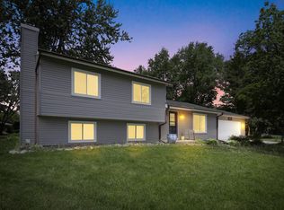 W233N6477 Kneiske DRIVE, Sussex, WI 53089