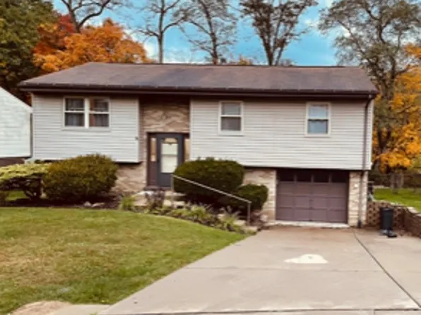 113 Louis Dr, Mc Kees Rocks, PA 15136