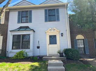 42 Drewes Ct, Lawrence Township, NJ 08648