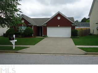 4109 Savannah Ridge Ct, Loganville, GA 30052