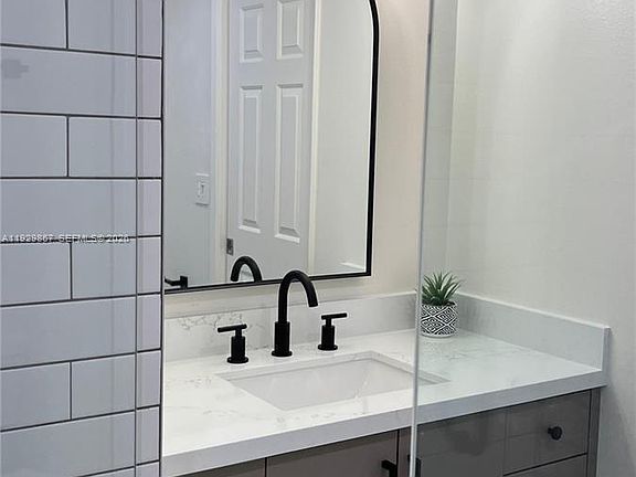 3rd image of 8000 N Nob Hill Rd APT 204