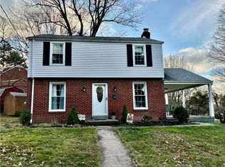 699 Glenrock Dr, Bethel Park, PA 15102