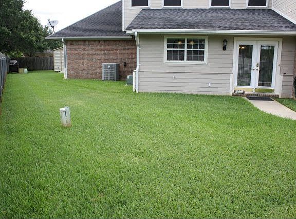 3rd image of 105 Wade Dr