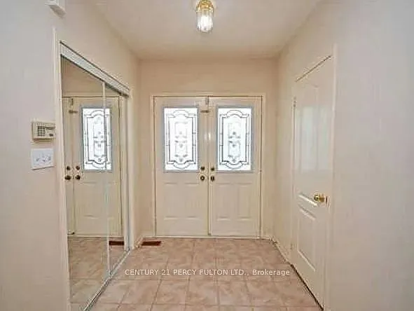 4010 Coachman Cir #L5M-6Y5 — Photo 5