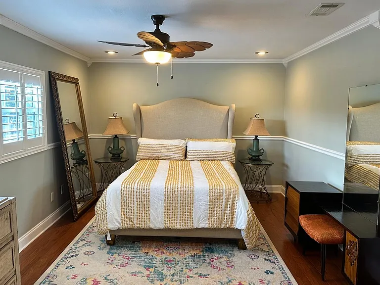 8733 Bay Pointe Dr — Photo 32