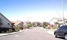 4th image of 827 Meadow West Ct
