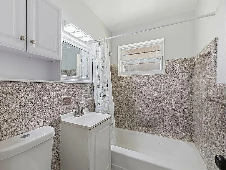 102 SE El Sito Ct — Photo 15