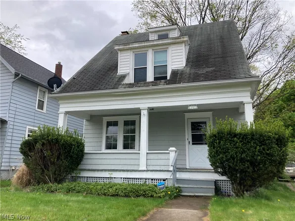 428 Palm Ave, Akron, OH 44301