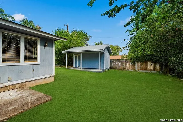 4515 Clear Spring Dr — Photo 17