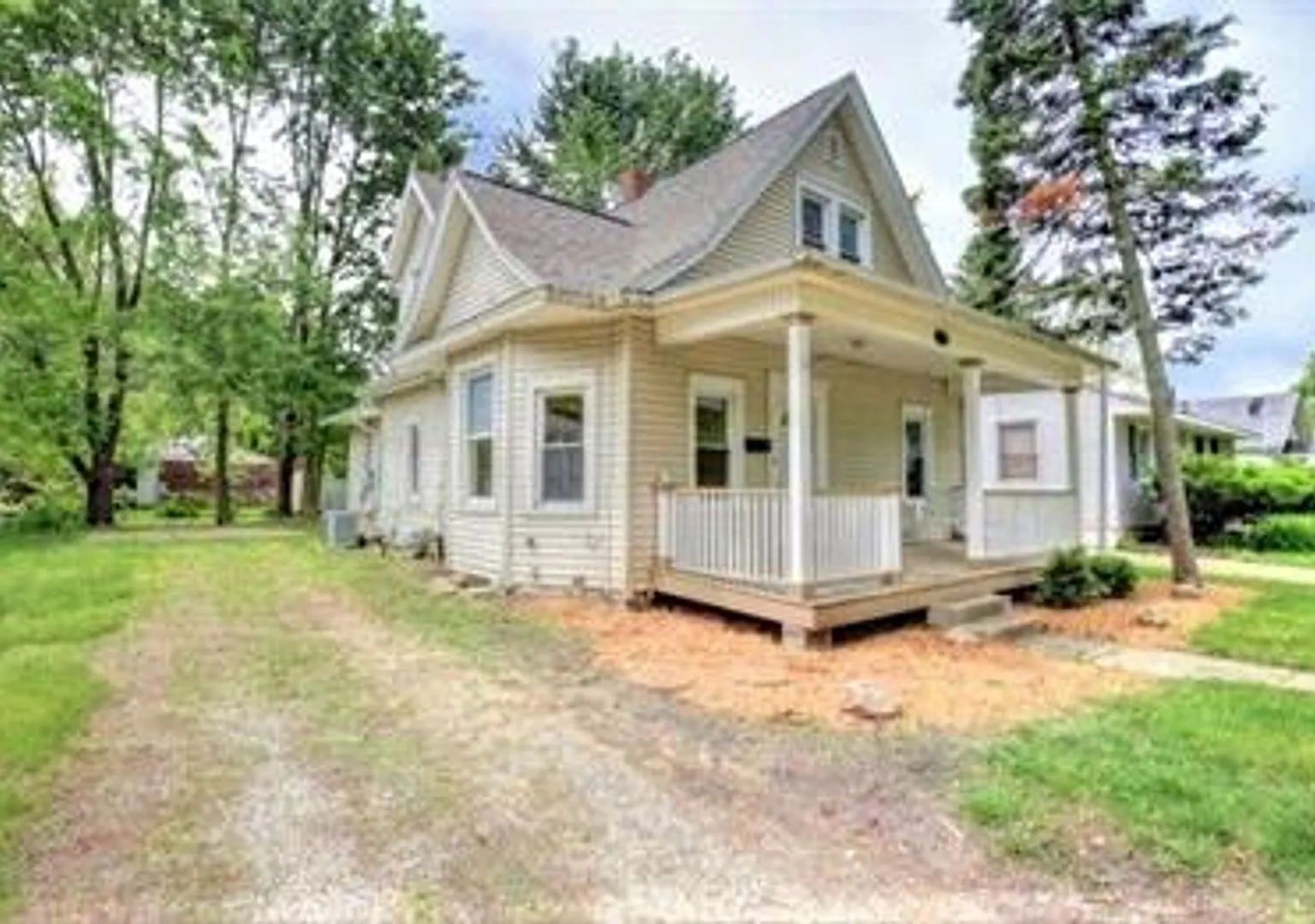 1011 W Tremont St. — Photo 2